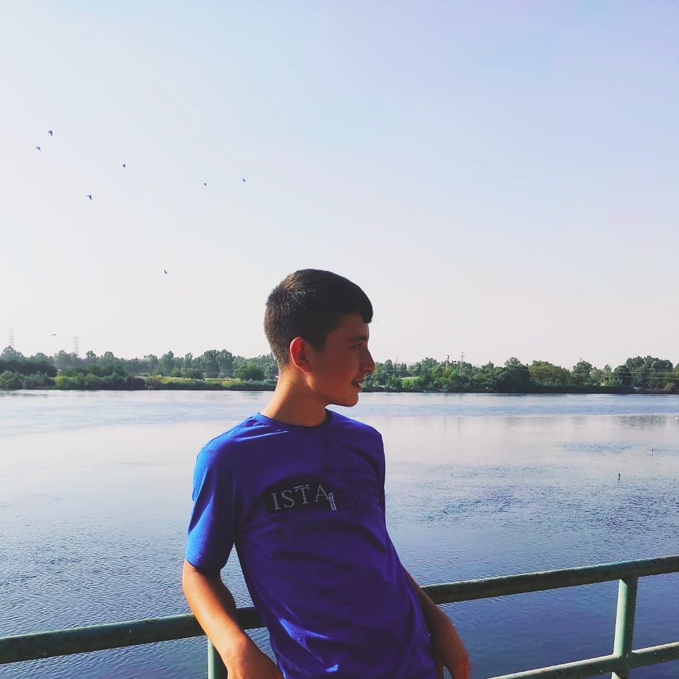 Tekin Metin