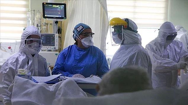 Koronavirüs ile İlgili Korkutan Açıklama: ‘Gümbür Gümbür Geliyor’