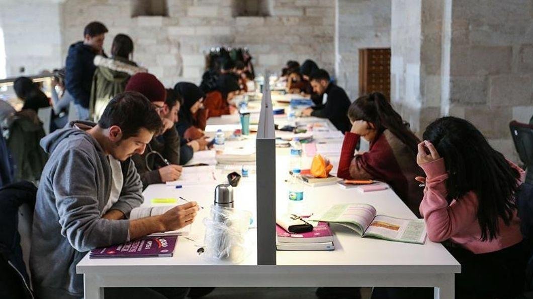 Prof. Naci Görür Eğitim Sistemini Eleştirdi: ‘Depremden Daha Tehlikeli’