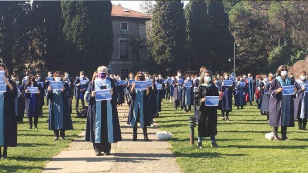 Boğaziçi Üniversitesi’nde 16 Akademisyenin Dersleri İptal Edildi