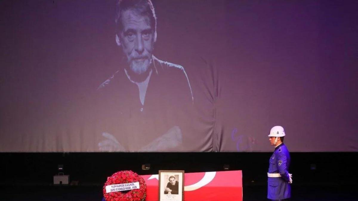 Usta Oyuncu Civan Canova İçin Tören Düzenlendi