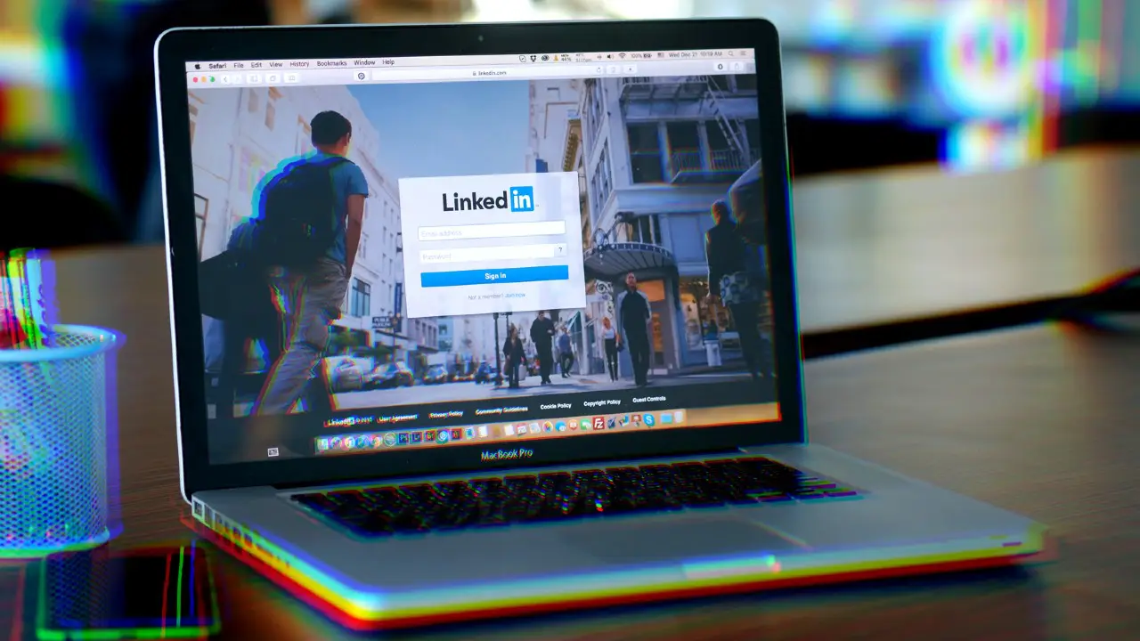 LinkedIn Nedir?