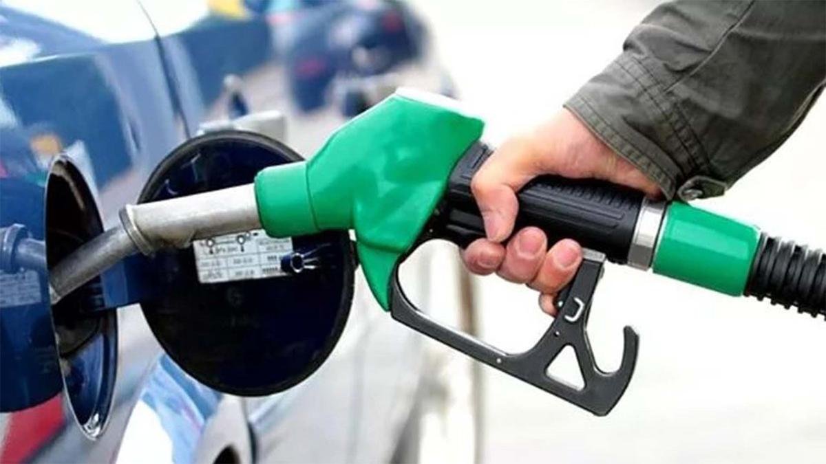 Benzine ve Motorine Zam Yolda