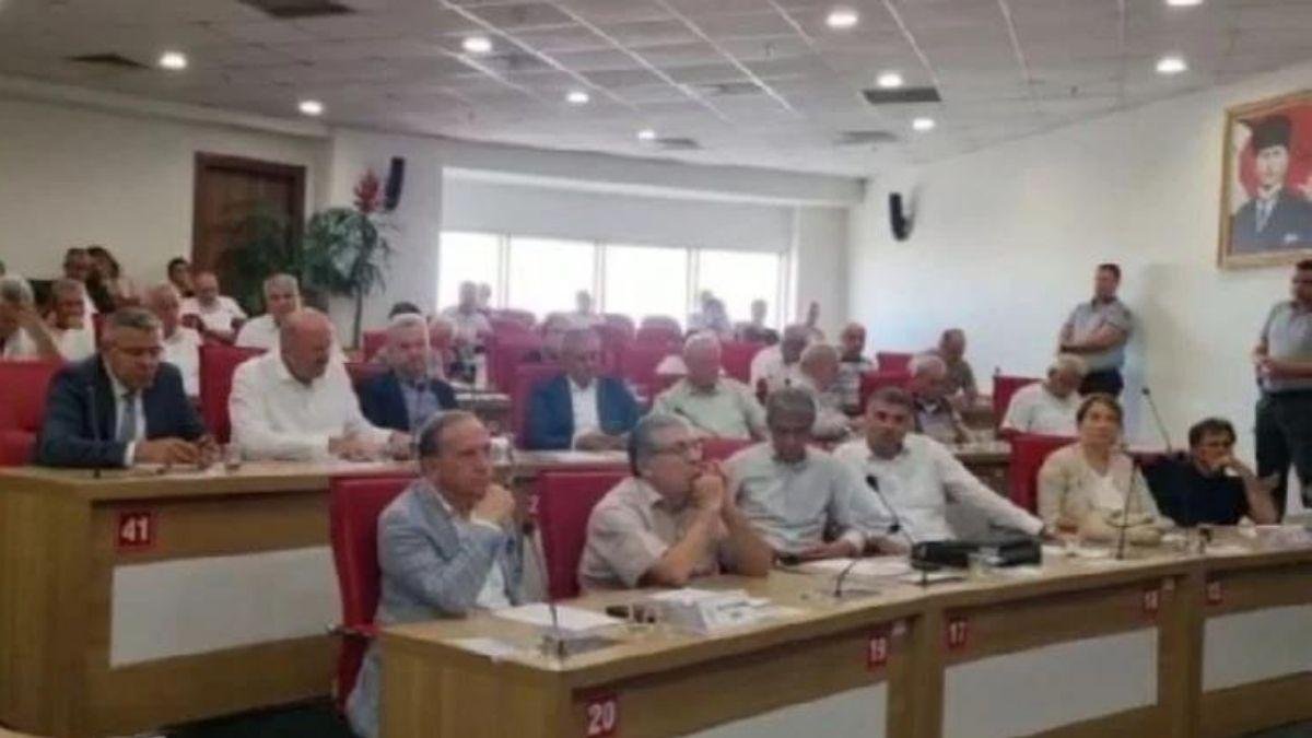 Havuz Yapımına İtiraz Eden AK Partili Meclis Üyesi: ‘Herkesin Evinde Var Zaten’