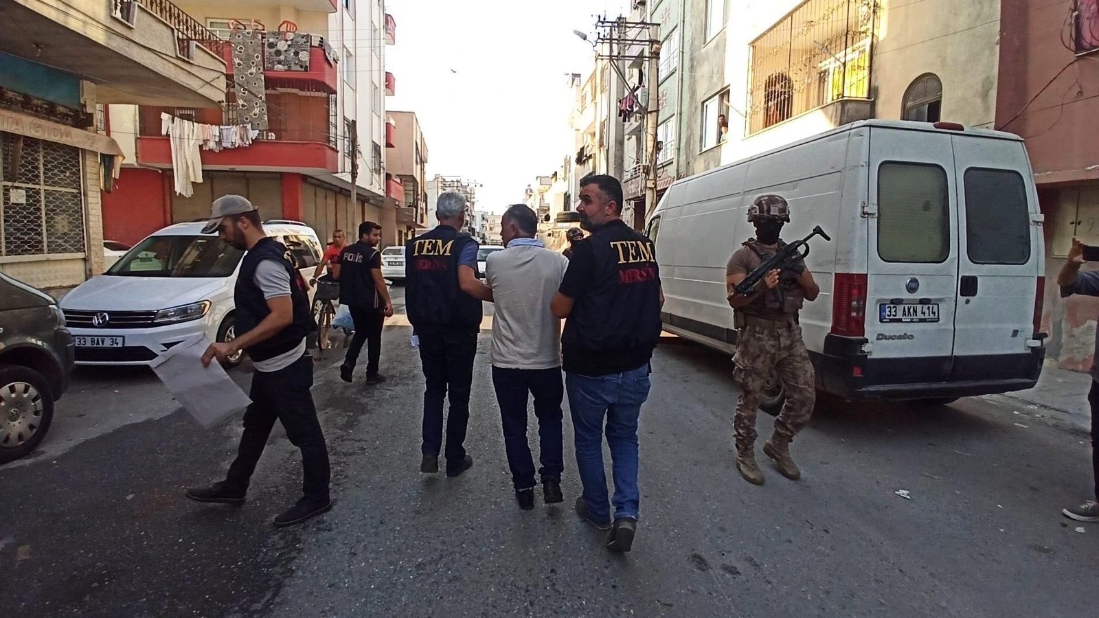 Mersin Büyükşehir Belediyesi’nin 10 Çalışanı İçin Gözaltı