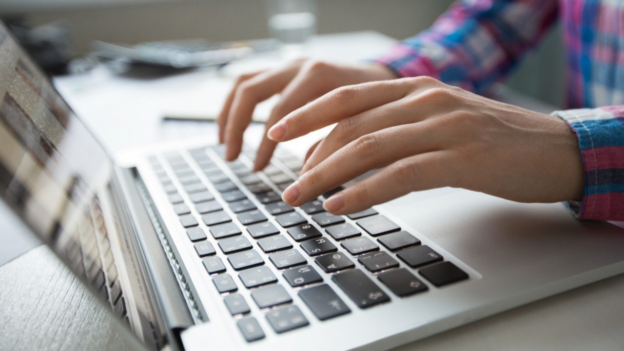Bakanlıktan internetteki 1555 içeriğe müdahale