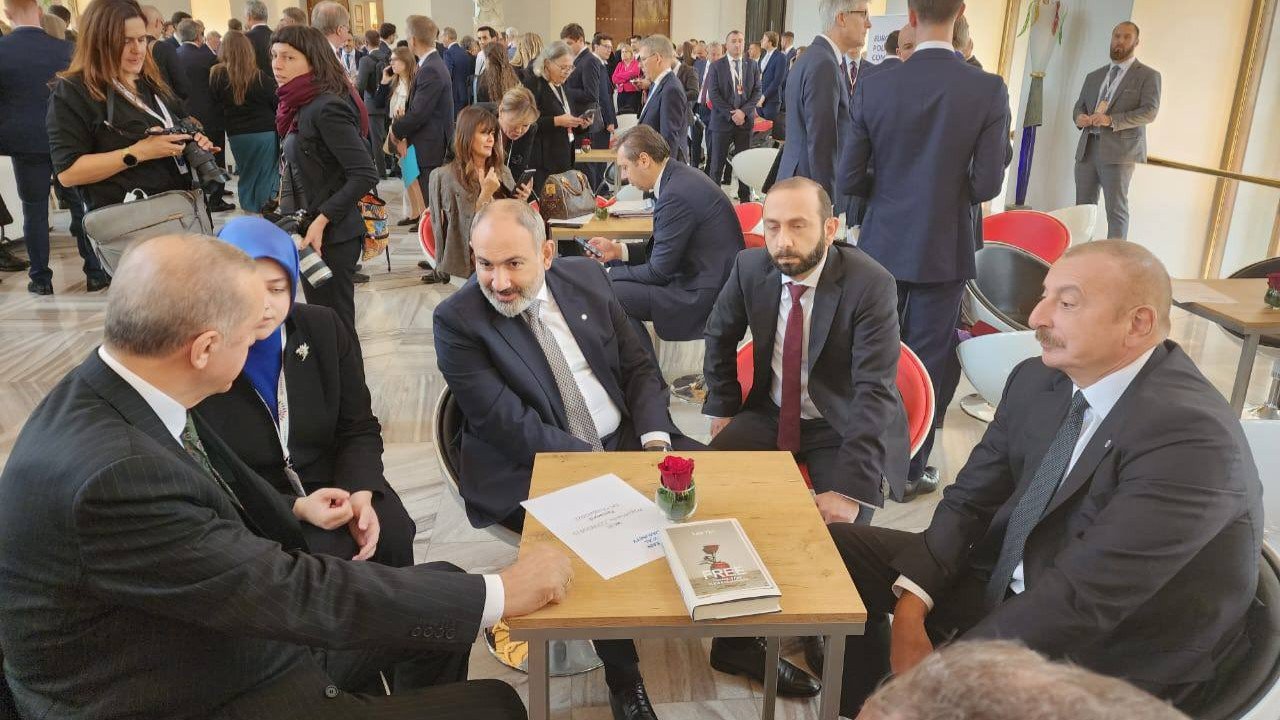 Erdoğan, Aliyev ve Paşinyan’dan üçlü görüşme