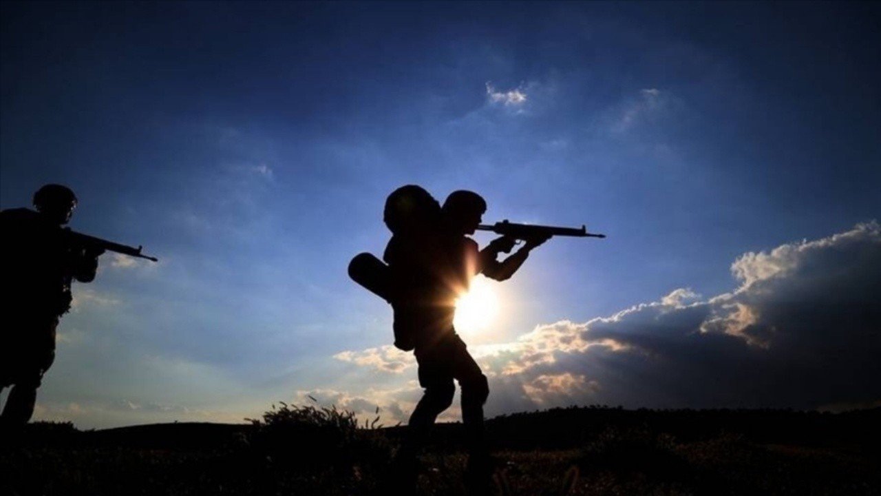 Irak’ın kuzeyinde yaralanan asker şehit oldu
