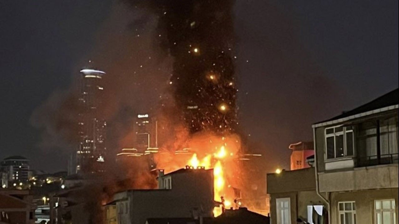 Kadıköy’de bir binada patlama: 3 ölü