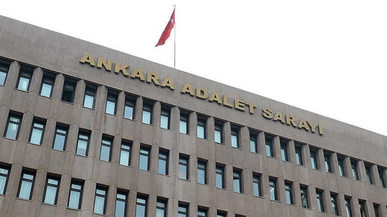 Türk Tabipleri Birliği Başkanı Korur gözaltına alındı