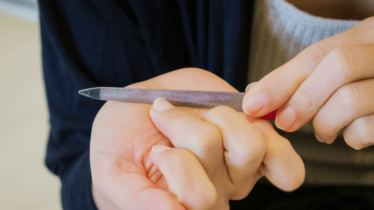 Hızlı Tırnak Uzatmanın Yolları! Evde Tırnak Uzatma Yöntemleri