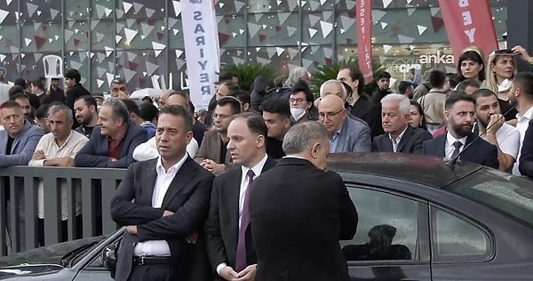 39 Girişimci Sosyal Medya Kullanıcısına Gözaltı