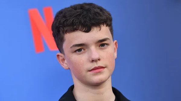 77. Emmy Ödülleri Sahipleriyle Buluştu: Geceye Damga Vuran İsimler - Web İçeriği İçin Özgün Başlık