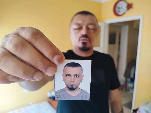Adana’da Berberin Şampuan Tavsiyesiyle Ölümden Dönen Adamın Saçını Siyahlatması