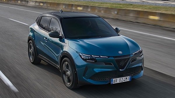 Alfa Romeo Fiyat Listesi Eylül 2025: Elettrica, Hibride ve Tonale/Giulia Güncel Fiyatlar
