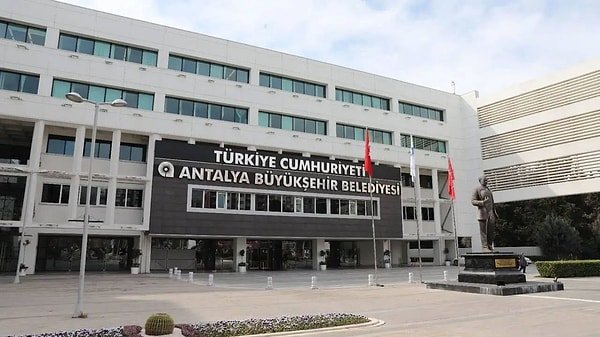 Antalya’da Rüşvet Soruşturması: 20 Şüpheli İçin Gözaltı
