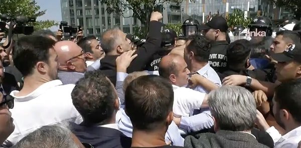 CHP İstanbul İl Başkanı Özgür Çelik: Valiye Ulaşamadık