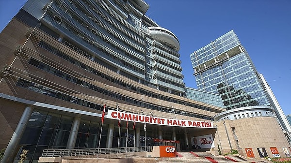 CHP’de Mutlak Butlan Hazırlığı ve Stoklanan Gaz Maskesi ile Gıda