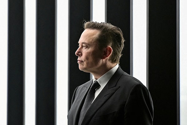 Elon Musk’in Babası İçin Cinsel İstismar İddiası: Çocuklarına Yönelik Suçlamalar