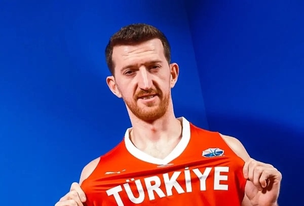 Ercan Osmani Kimdir ve Nereli? Hangi Takımda Oynuyor?