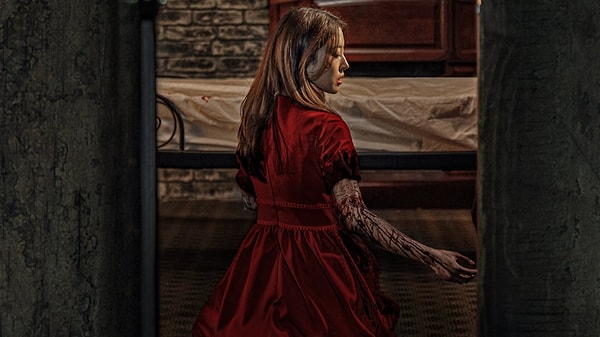 İki Tutku Bir Arada: Türkiye’de İzlerken Büyük Panik Yaşatacak Güney Kore Yapımı 15 Korku Filmi