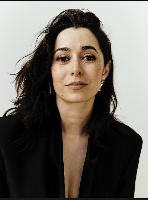 İlk Emmy Ödülü İçin Büyük Başarı: Cristin Milioti Çizgi Roman Karakteriyle Zirvede
