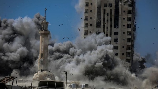 İsrail’in Saldırıları Devam Ediyor: Gazze’ye Kara Harekatı Başladı