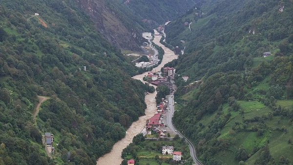 Kuvvetli Sağanak 4 İl İçin Turuncu Kodlu Uyarı