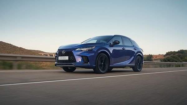 Lexus Fiyatları Eylül 2025: ES, RX, RZ, LBX, NX ve LS