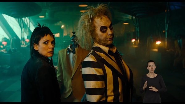 Netflix'te İzlerken Kahkahaya Boğacak 15 Dizi ve Film | Biraz Keyfin Yerine Gelsin Diyenler İçin