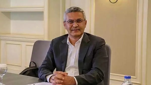 Oğuz Kaan Salıcı Kimdir? CHP İstanbul Milletvekili Oğuz Kaan Salıcı Biyografisi