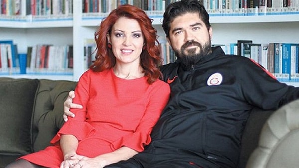 Rasim Ozan Kütahyalı ve Pınar Ayaz Evlendi