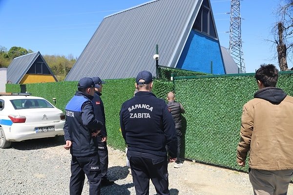 Sakarya’daki Bungalovda Gizli Kamera Düzeneği Tespit Edildi: 2 Tutuklu Sanık Tahliye