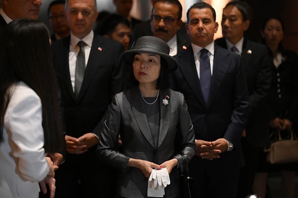 Türk Bayrağıyla Parlayan Zarafet: Japonya Prensesi Akiko Mikasa’nın Oje Şovu Türkiye’de Gündem Oldu!