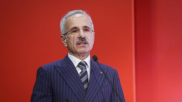 Uçaklarda Ücretsiz Su Uygulaması Açıklandı