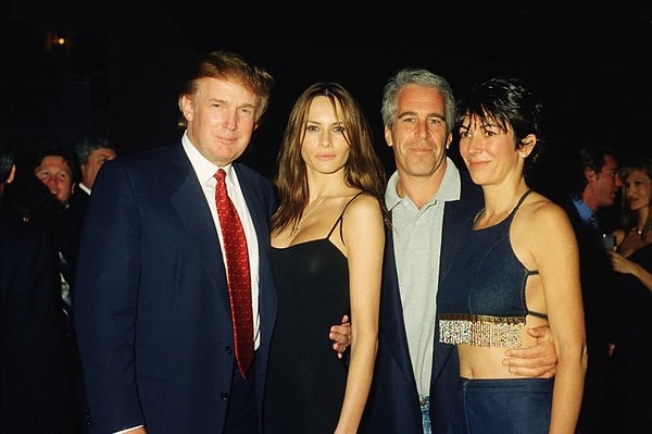 Washington'da Kriz: Trump ve Epstein'in Elele Pozlu Heykeli