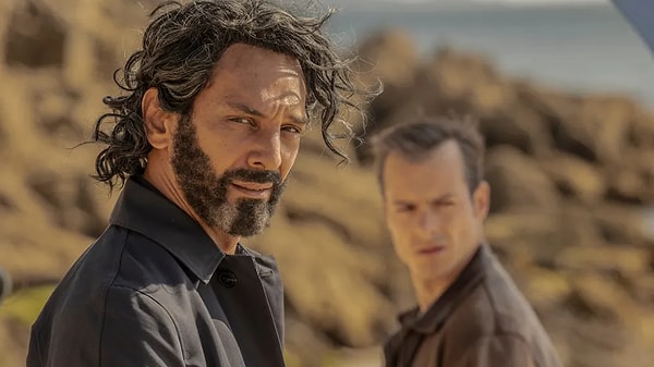Web Sayfası İçin Özgün Başlık: Netflix’te İzleyebileceğin ve Dilini Geliştirebileceğin En İyi 15 Fransız Dizisi