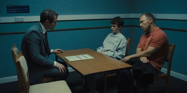 Web Sayfası İçin Tekil ve Ön Sayfaya Uygun Başlık: Genç Oyuncu Owen Coopera, Adolescence Dizisindeki Performansıyla Emmy Ödülüyle Tarihe Geçti