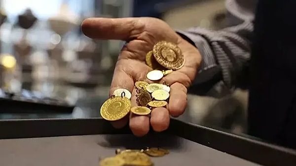 Altın Düşüşü: Neden ve Geleceği Hızlı Analiz