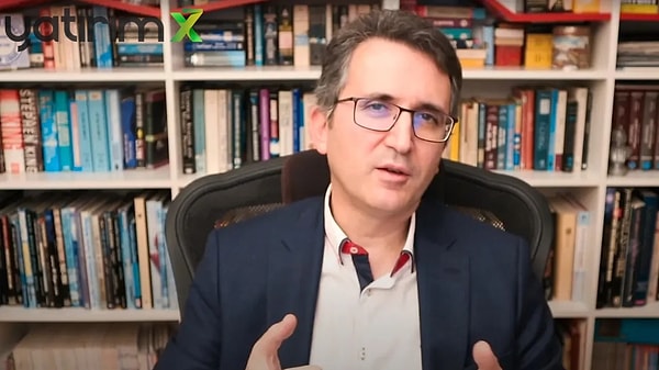 Altın Fiyatları Ne Olacak? Gram Altın Düşer mi? 10 Ekonomistin Yorumu
