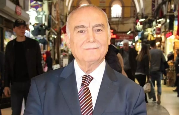 Altın Fiyatları Ne Olacak? Gram Altın Düşer mi? 10 Ekonomistin Yorumu