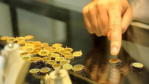 Altın Fiyatları: Son 12 Yılın En Büyük Düşüşü ve İlerisi