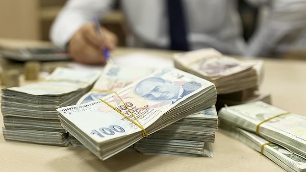 Başuzman Açıkladı: Asgari Ücret Bu Rakamı Aşmaz