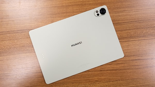 “Bilgisayar Gibi Tablet Arıyorum!” Diyenlere Özel: Web İçin 5 En İyi Tablet Tavsiyesi