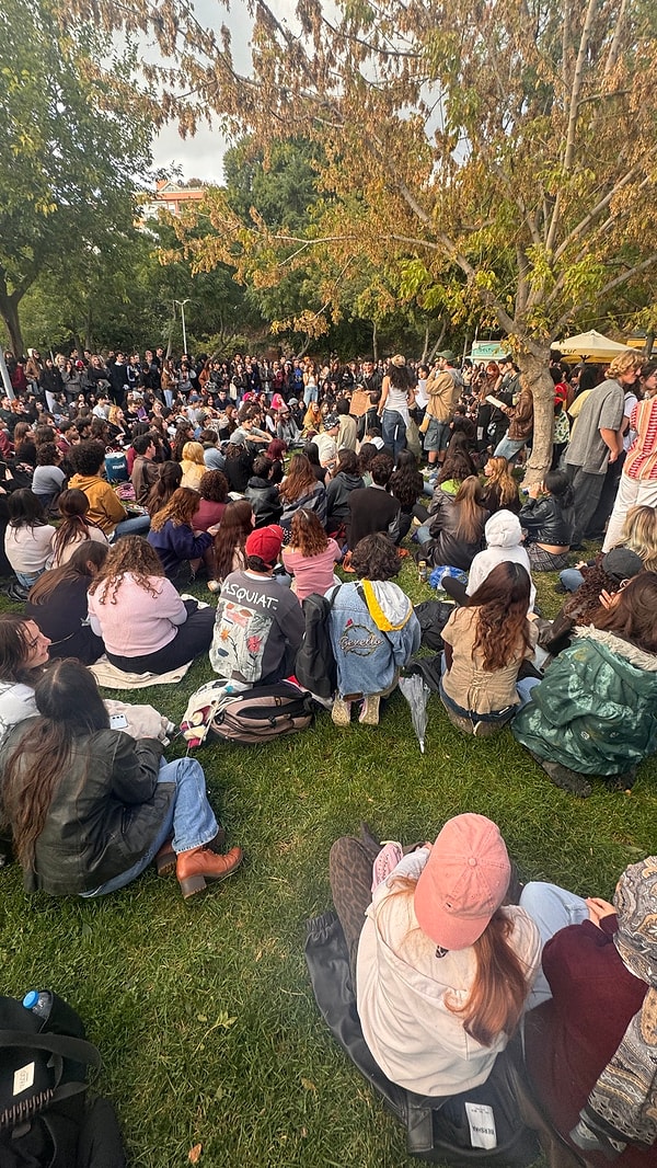 Bilkent’ten Moda Sahiline: Bu Sefer Konum, Biraz Performatif Erkek Yarışması ve Çok Fazla Stil!