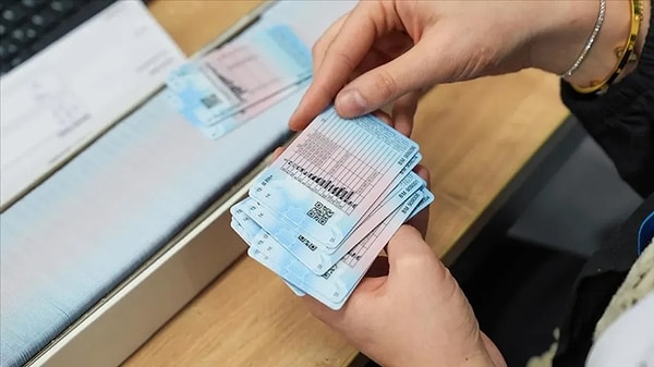 Eski Ehliyetler İçin Yenileme İçin Süre Uzatılmayacak; Fiyat 7 Bin TL