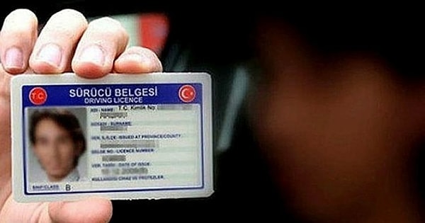 Eski Tip Ehliyetler İçin Yarın Son Gün: Yenileme Ücreti 7.438 TL