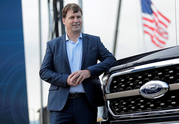 Ford CEO’su Yaz Tatiliyle Oğlunu Sanayide Göreve Verdi