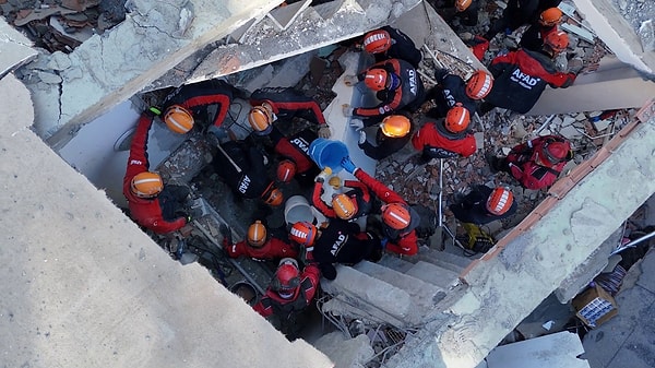 Gebze’de Bina Çöküşü: Bir Çocuğun Kayıp Bedeni Bulundu