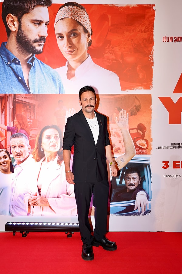 Görkemli Galada Aşk ve Yemek Filmi İzleyiciyi Büyüledi: Büyük Beğeni Topladı